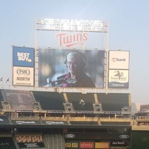 Meet your Posher, Nikolena